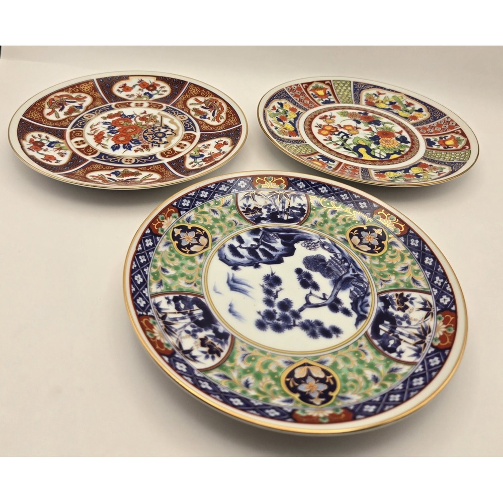 Vintage Japanese Plates Imari Style Set Of 3  As Pictured 6.5 "